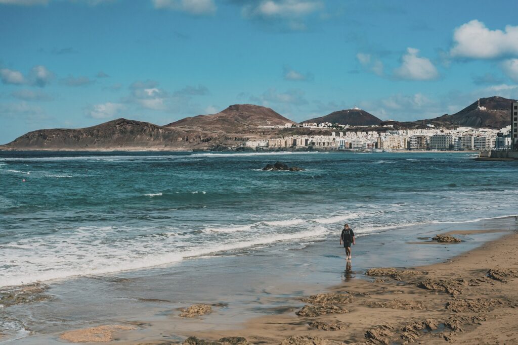 Beach Sand Ocean 5847000 1024x683