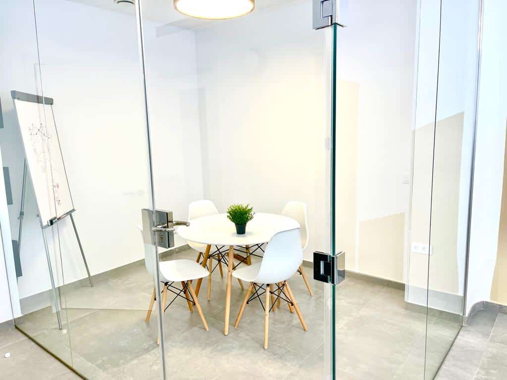 Meeting Room 2 White Forest 1
